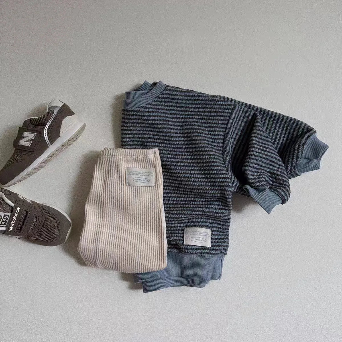 Unisex Baby Sweatshirt – Langarm – 100 % Baumwolle – Gestreift – Für 7 bis 36 Monate